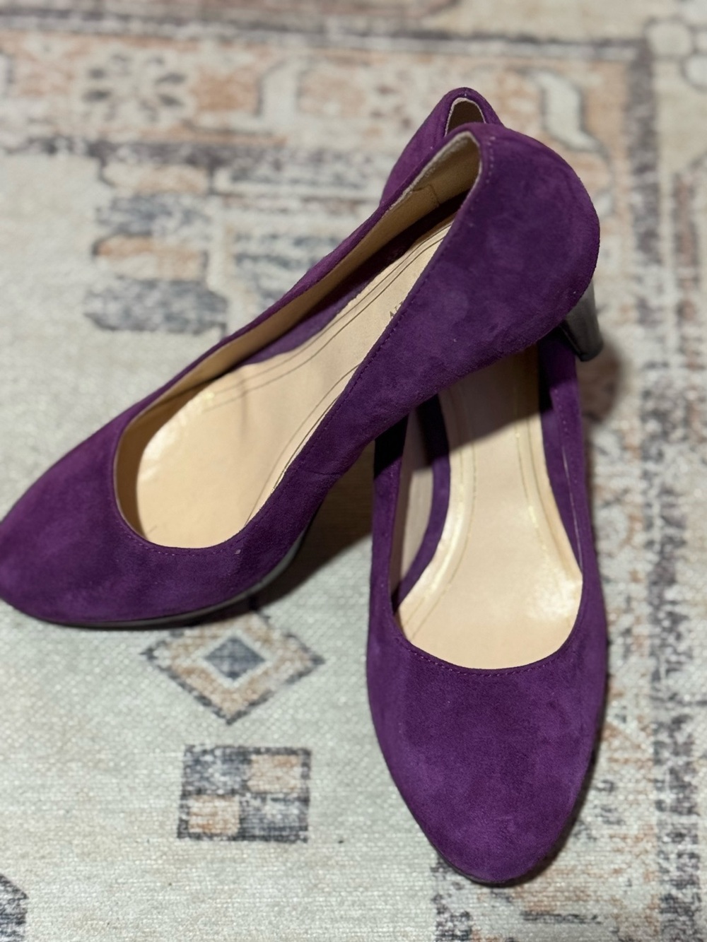 Cole Haan Women’s Purple Suede Classic Pump US size 5B